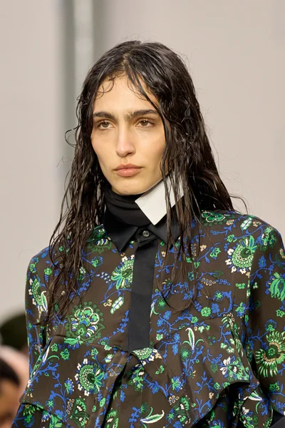 Look 160